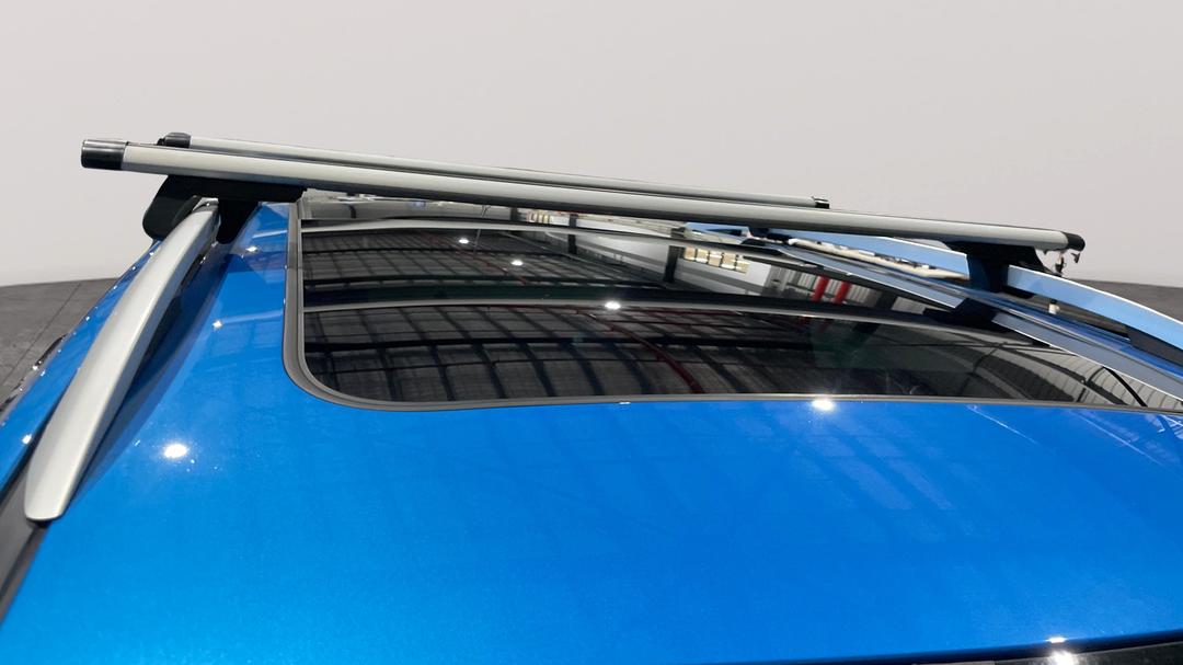 2022 MG ZS EV Essence, Automatic, 29219 km, Roof/Sunroof View