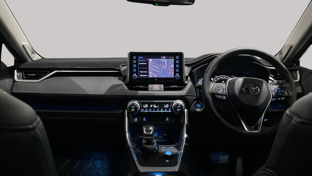 2021 Toyota RAV4 Cruiser (AWD) Hybrid, Automatic, 49840 km, Dashboard View