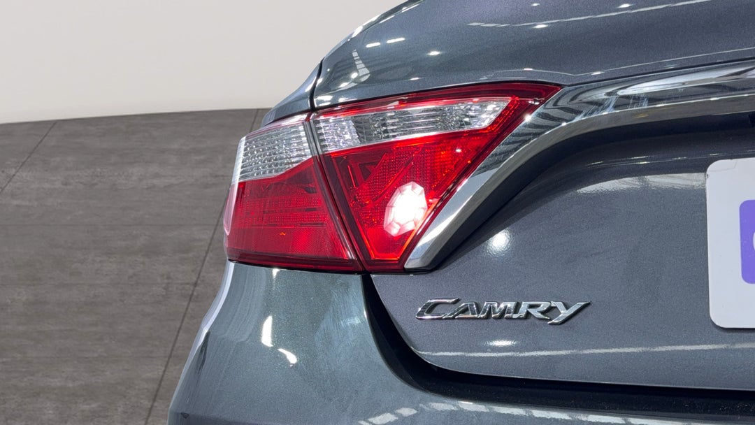 2017 Toyota Camry Atara S, Automatic, 115034 km, Badge (Boot Left Side)