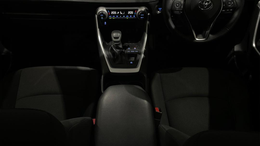 2019 Toyota RAV4 Gx (2WD) Hybrid, Automatic, 60493 km, Center Console