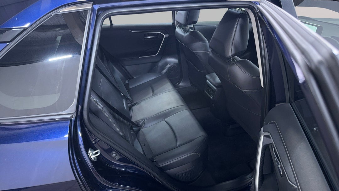2024 Toyota RAV4 Cruiser (AWD) Hybrid, Automatic, 27591 km, Right Side Rear Door Cabin View