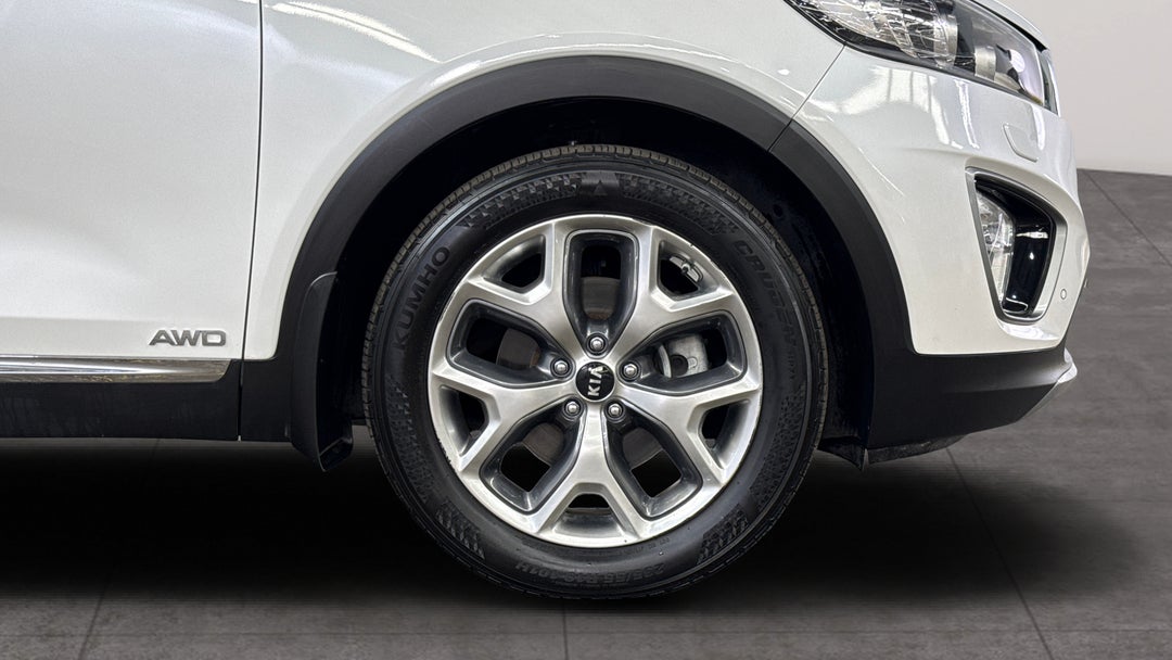 2016 Kia Sorento Platinum (4x4), Automatic, 138085 km, Right Front Wheel