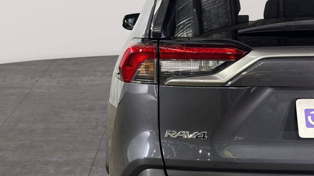 2022 Toyota RAV4 Cruiser (AWD) Hybrid, Automatic, 34669 km, Badge (Boot Left Side)