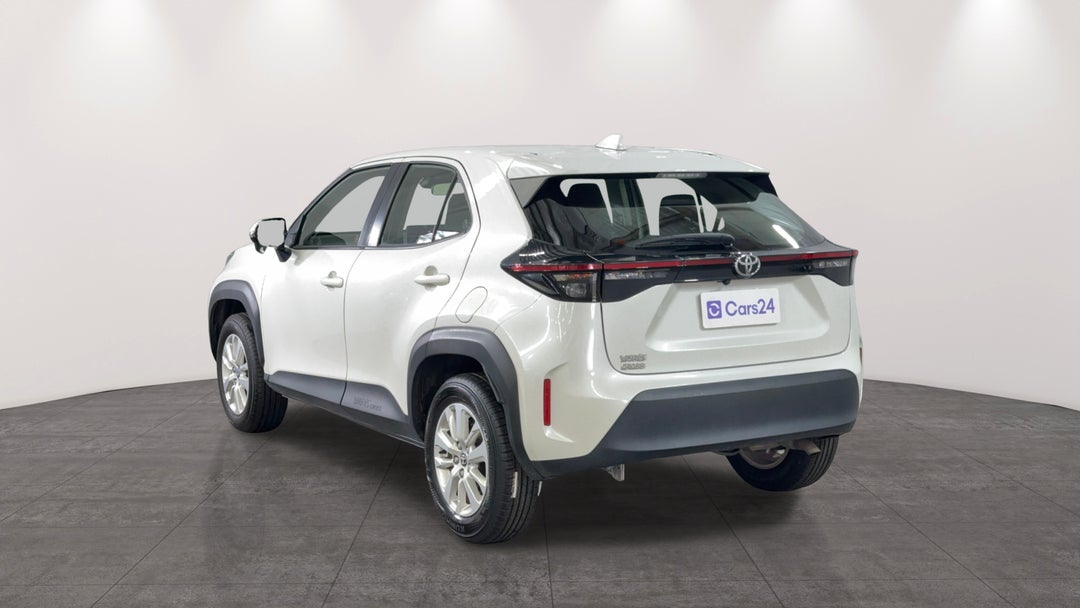 Left Back Diagonal (45- Degree) View