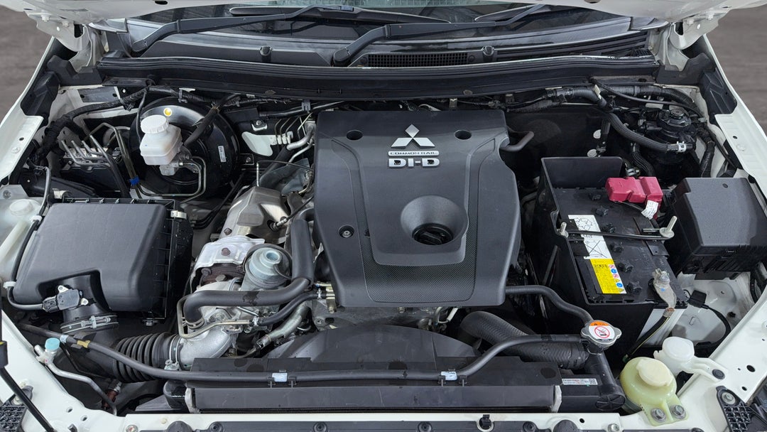 Open Bonnet (Engine)