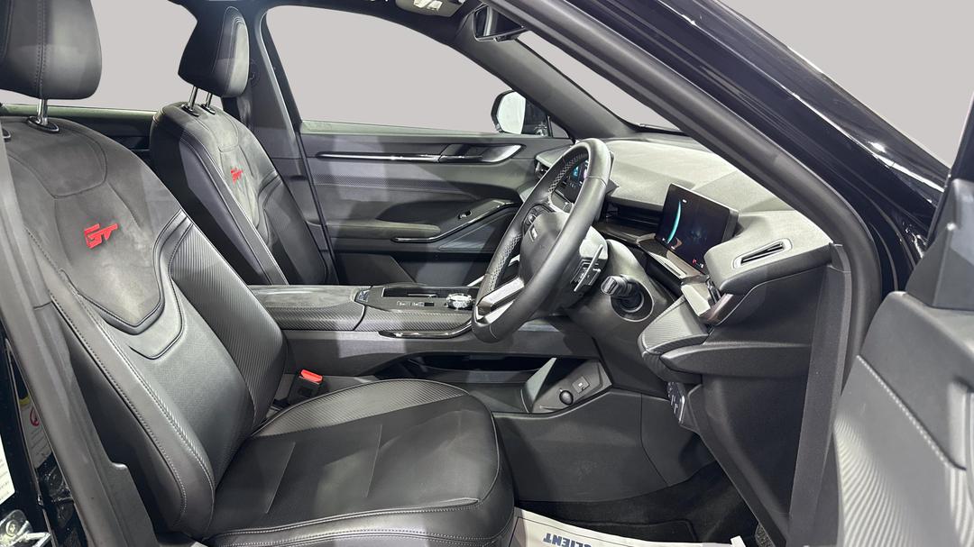 2024 GWM Haval H6gt Ultra (4WD), Automatic, 19243 km, Right Side Front Door Cabin View