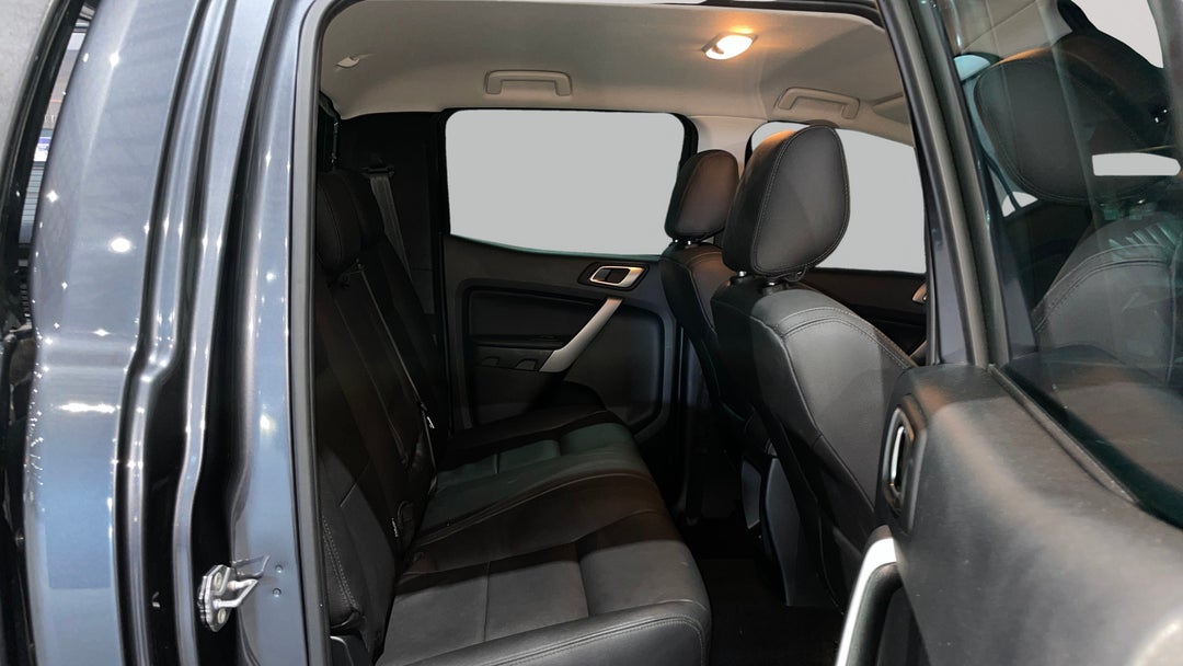 2021 Ford Ranger Xlt 3.2 (4x4), Automatic, 38957 km, Right Side Rear Door Cabin View