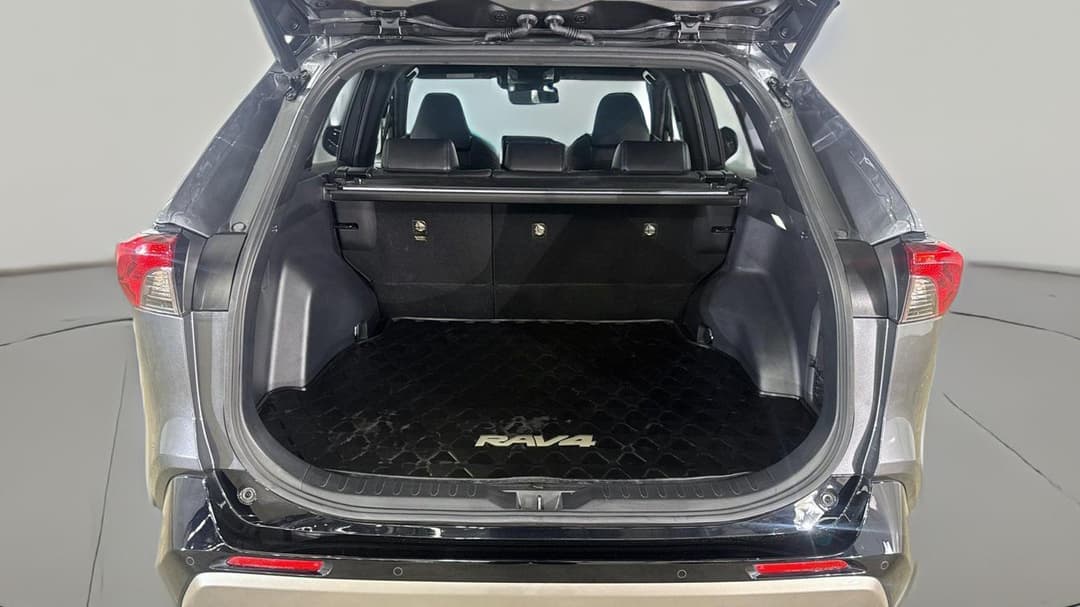 2022 Toyota RAV4 Xse (2WD) Hybrid, Automatic, 35441 km, Boot Inside View