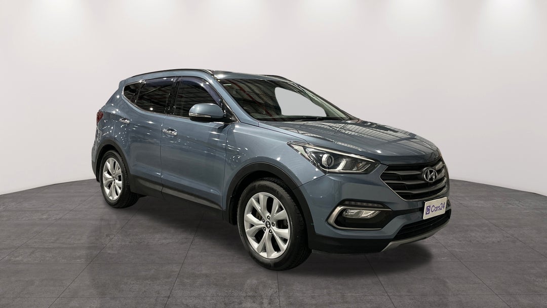 2016 Hyundai Santa Fe 30 Special Edition, Automatic, 139492 km, Right Front Diagonal (45- Degree) View