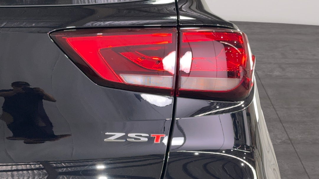 Badge (Boot Right Side)