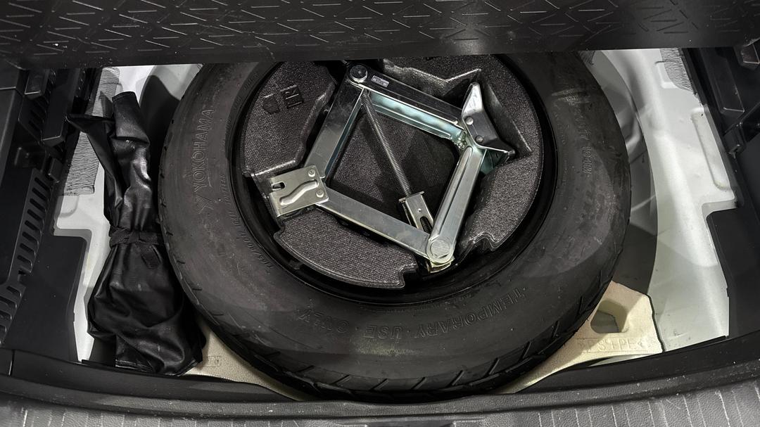 2020 Toyota RAV4 Gx (2WD), Automatic, 103503 km, Spare Wheel