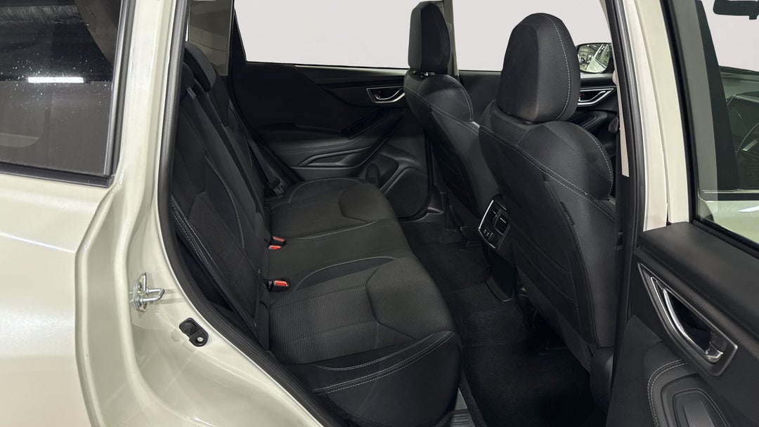 2024 Subaru Forester 2.5i (AWD), Automatic, 39202 km, Right Side Rear Door Cabin View