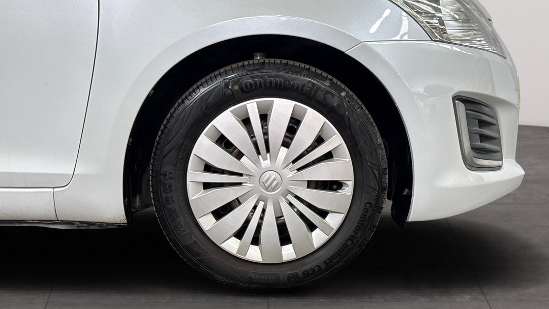 2015 Suzuki Swift Gl, Automatic, 94062 km, Right Front Wheel