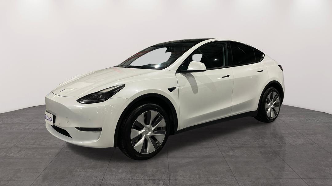 2023 Tesla Model Y Long Range, Automatic, 70863 km, Left Front Diagonal (45- Degree) View