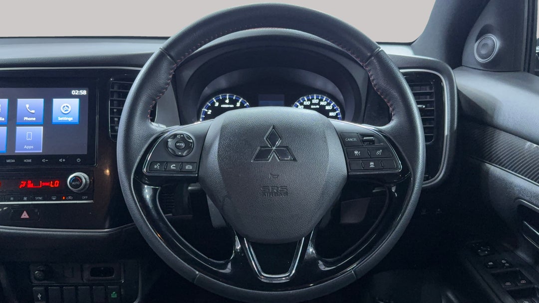 2021 Mitsubishi Outlander Black Edition 7 Seat (2WD), Automatic, 47869 km, Steering Wheel Close-up