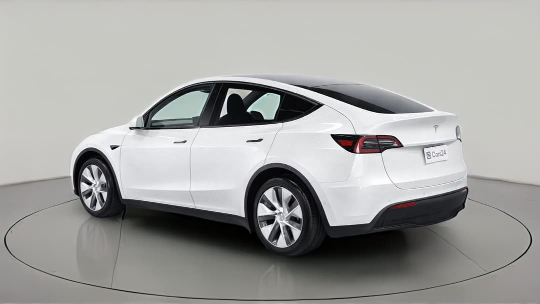 2022 Tesla Model Y Rear-wheel Drive, Automatic, 51099 km, Left Back Diagonal (45- Degree) View