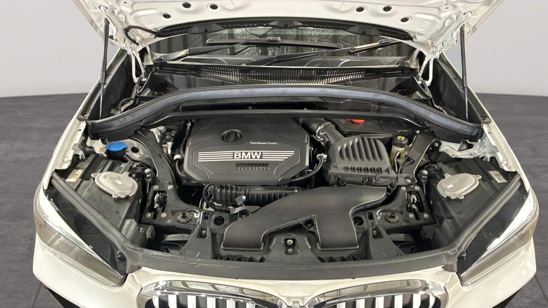 2021 BMW X1 sDrive 18i, Automatic, 28239 km, Open Bonnet (Engine)