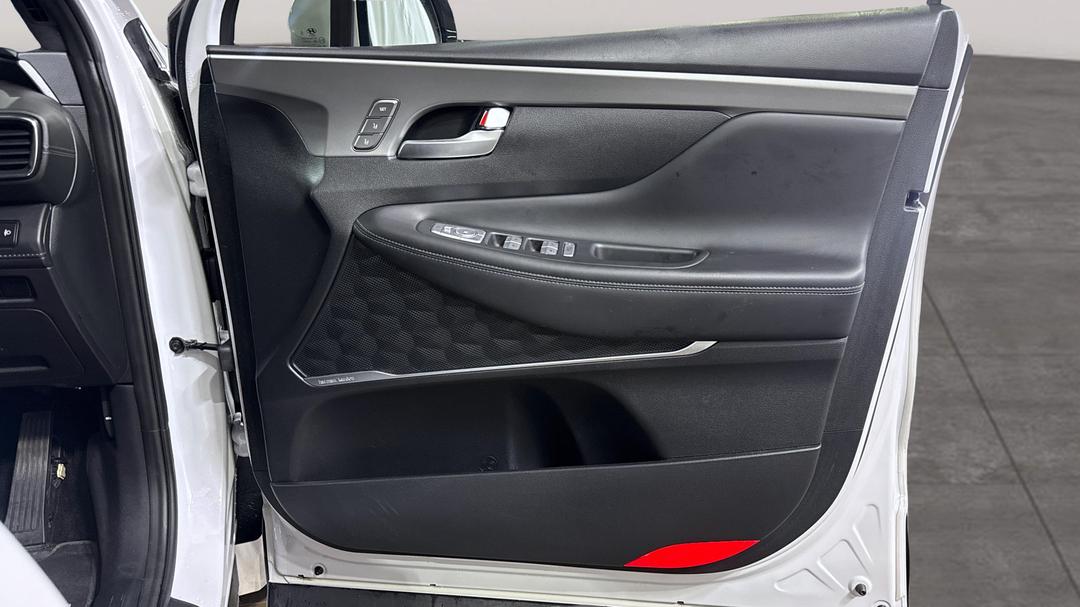 2023 Hyundai Santa Fe Highlander Crdi (AWD), Automatic, 31054 km, Speaker View