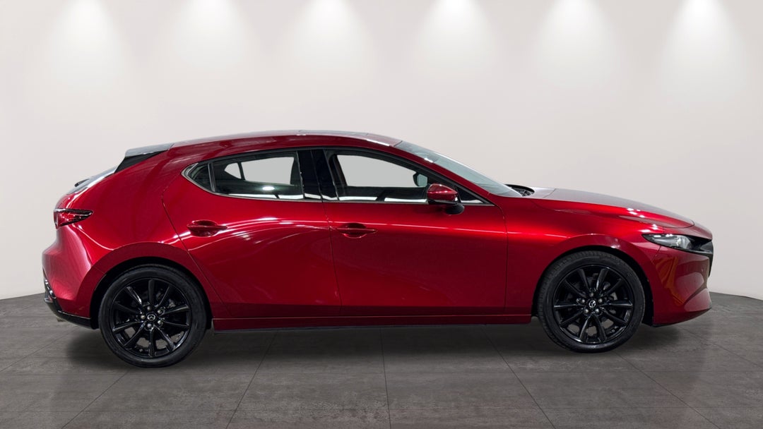 2022 Mazda Mazda3 G25 Astina, Automatic, 19978 km, Right Side View