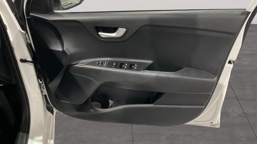 2021 Kia Rio Sx, Automatic, 62531 km, Speaker View
