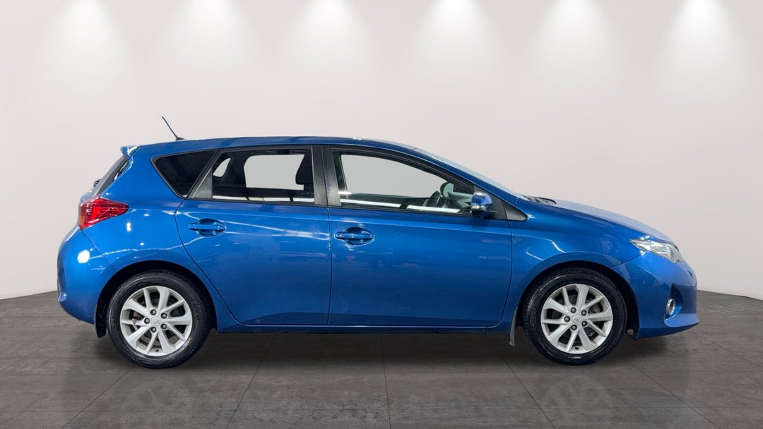 2014 Toyota Corolla Ascent Sport, Automatic, 128066 km, Right Side View