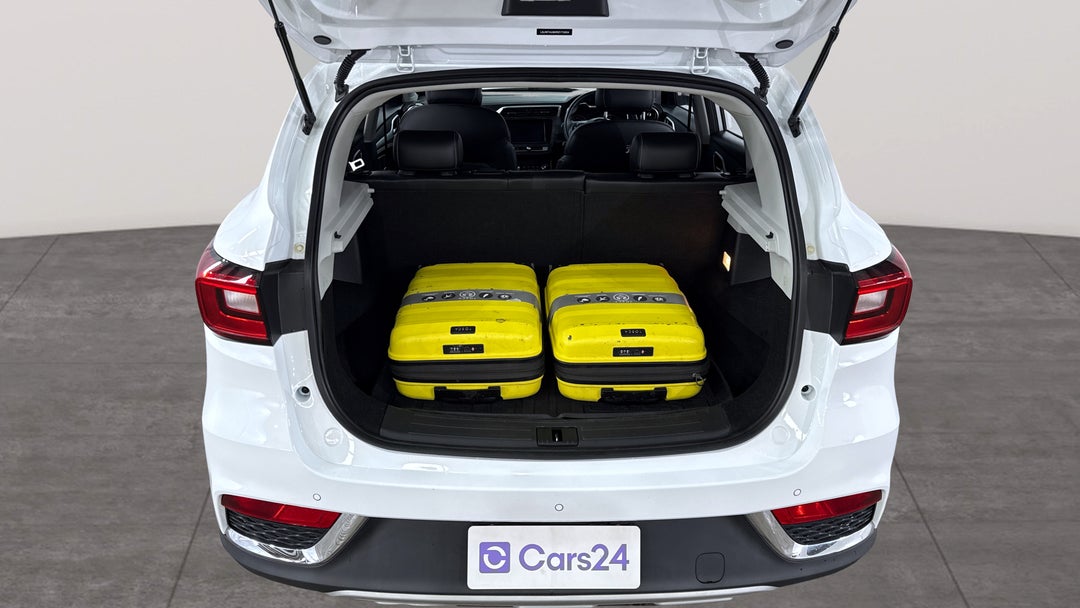 2024 MG ZS Excite, Automatic, 31225 km, Boot Inside View with Luggage