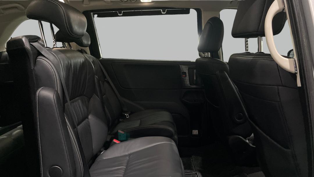 2015 Honda Odyssey Vti-l, Automatic, 112151 km, Right Side Rear Door Cabin View