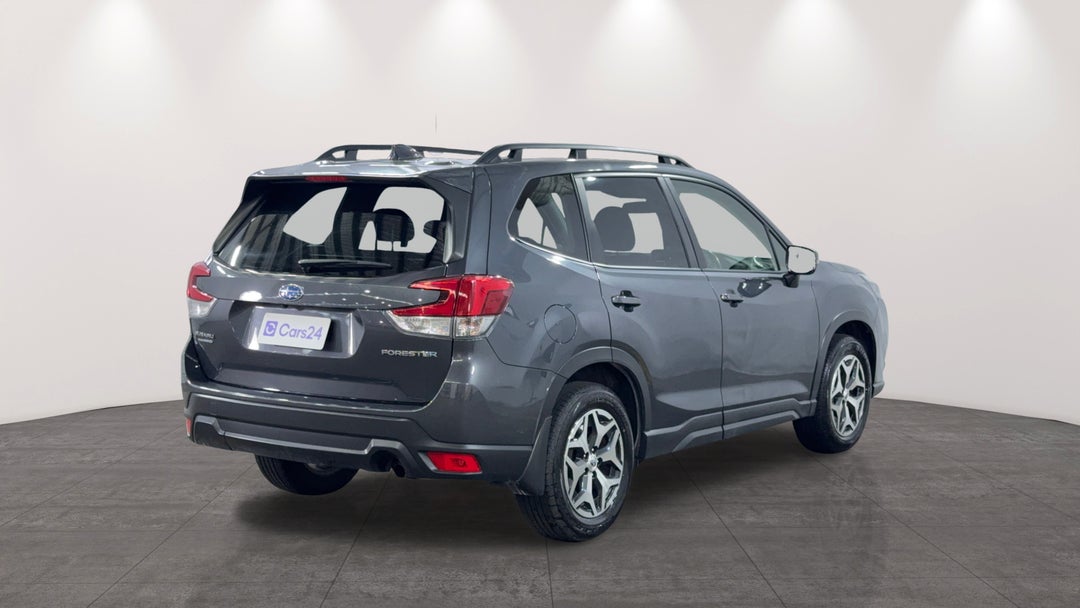 2023 Subaru Forester 2.5i (awd), Automatic, 62719 km, Right Back Diagonal (45- Degree) View