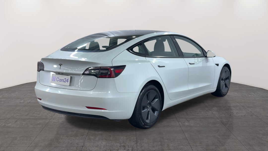 2021 Tesla Model 3 Standard Range Plus RWD, Automatic, 56712 km, Right Back Diagonal (45- Degree) View