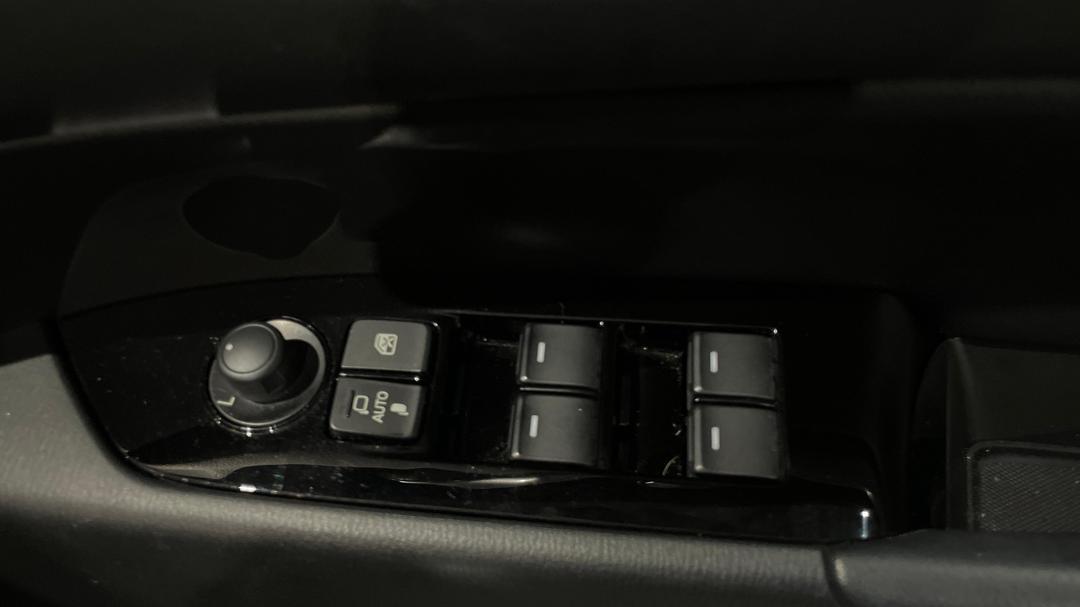 2022 Mazda CX-5 Touring (AWD), Automatic, 36087 km, Drivers Side Door Panel Controls