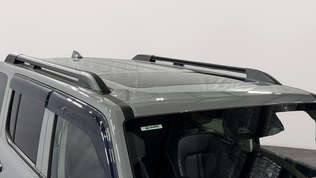 2025 GWM Tank 300 Ultra Diesel, Automatic, 3424 km, Roof/Sunroof View