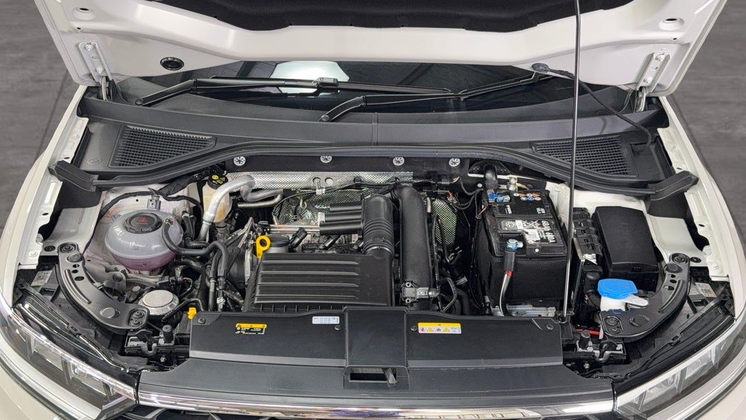 Open Bonnet (Engine)