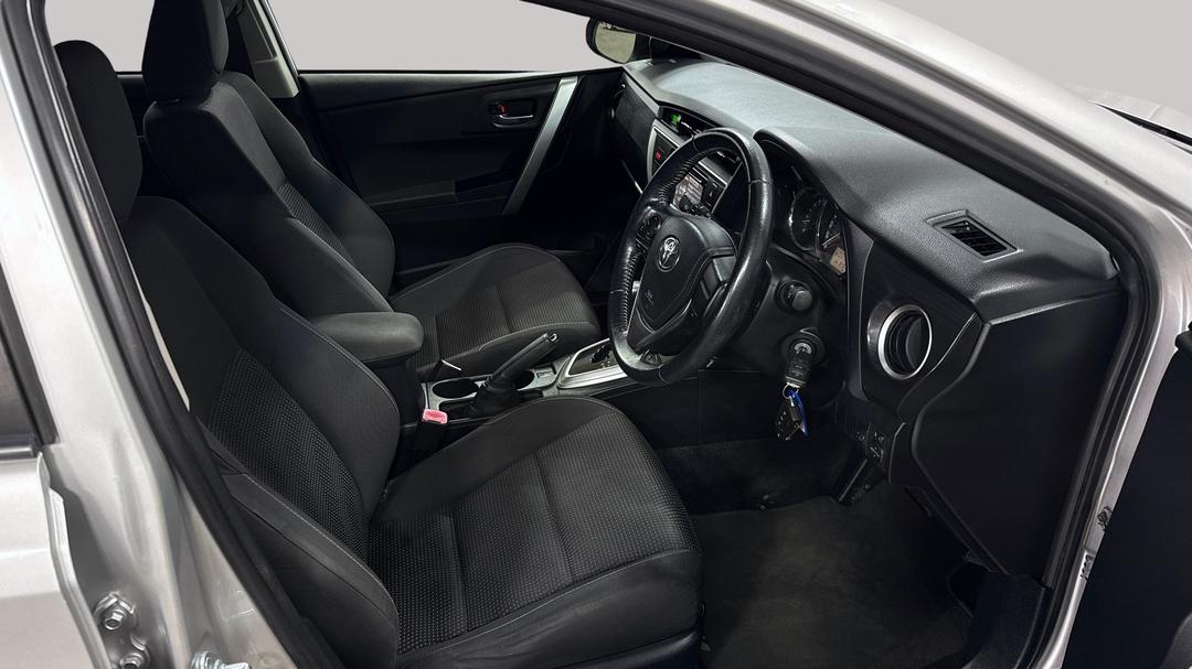 2014 Toyota Corolla Ascent Sport, Automatic, 87517 km, Right Side Front Door Cabin View