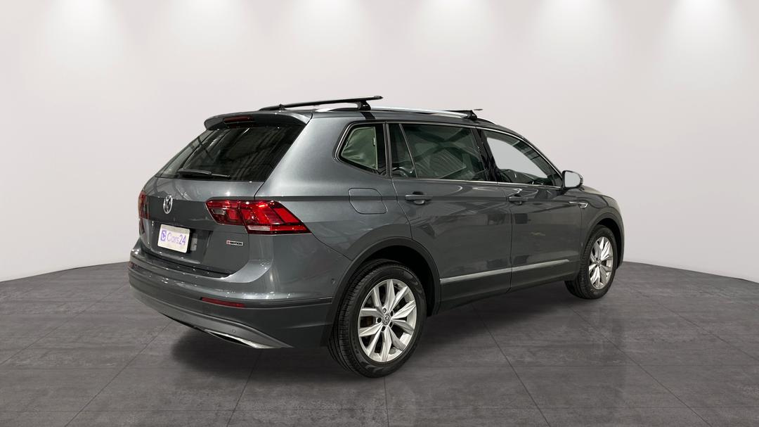 2018 Volkswagen Tiguan 110 Tdi Comfortline, Automatic, 85903 km, Right Back Diagonal (45- Degree) View