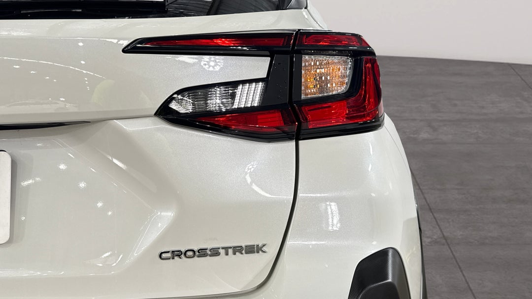 2024 Subaru Crosstrek AWD 2.0l, Automatic, 24249 km, Badge (Boot Right Side)