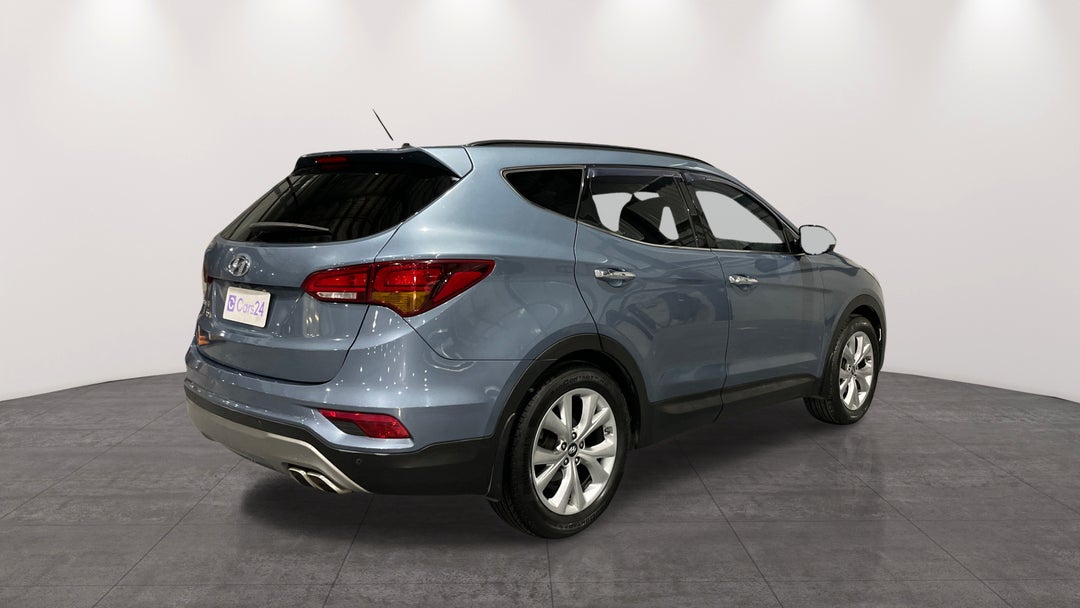 2016 Hyundai Santa Fe 30 Special Edition, Automatic, 139492 km, Right Back Diagonal (45- Degree) View