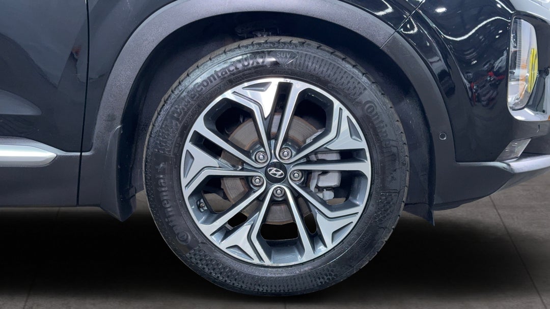 2020 Hyundai Santa Fe Highlander Crdi Blk-bge (AWD), Automatic, 35861 km, Right Front Wheel