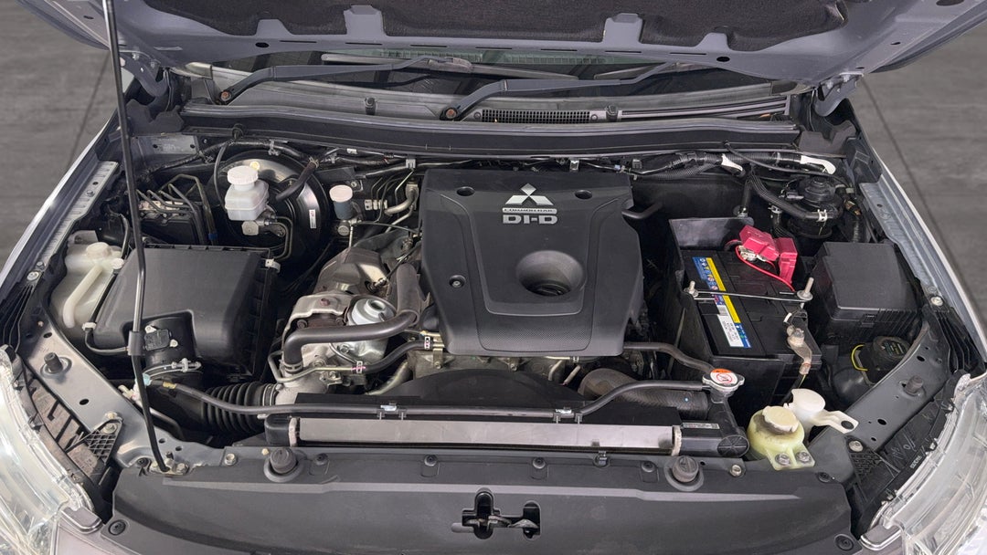 Open Bonnet (Engine)