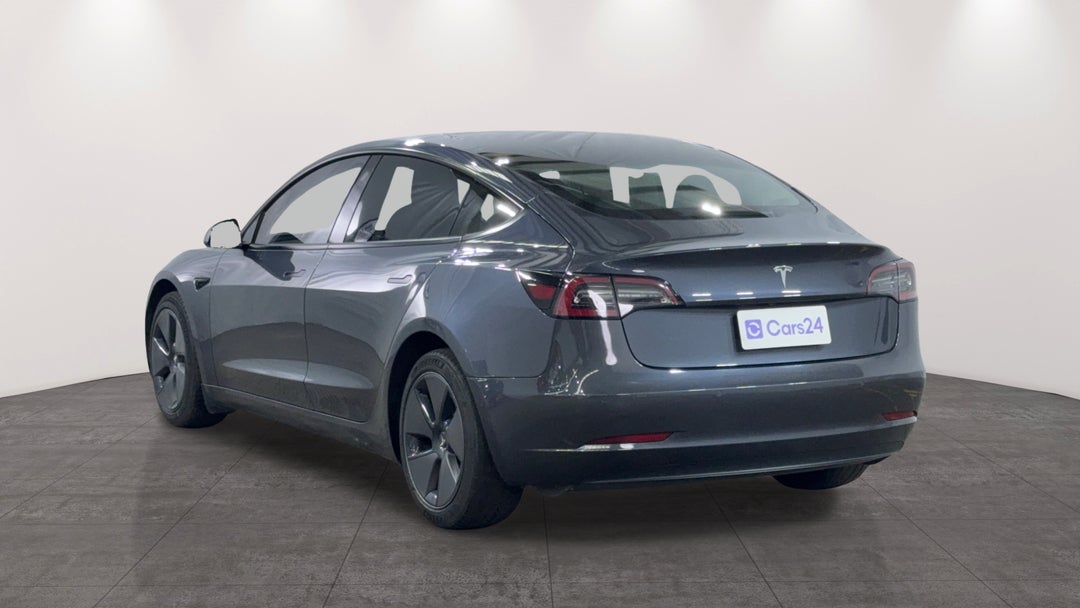 2021 Tesla Model 3 Standard Range Plus Rwd, Automatic, 69921 km, Left Back Diagonal (45- Degree) View