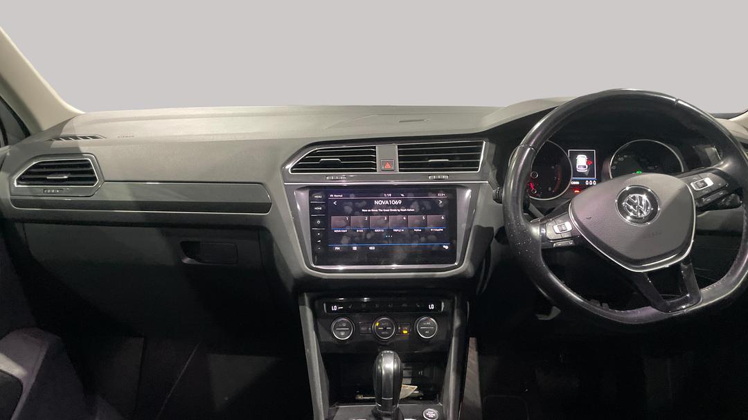 2017 Volkswagen Tiguan 162 Tsi Highline, Automatic, 112800 km, Dashboard View