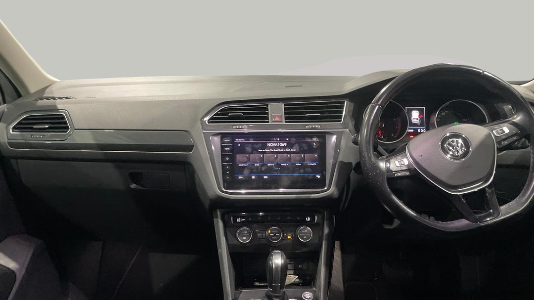2017 Volkswagen Tiguan 162 Tsi Highline, Automatic, 112800 km, Dashboard View