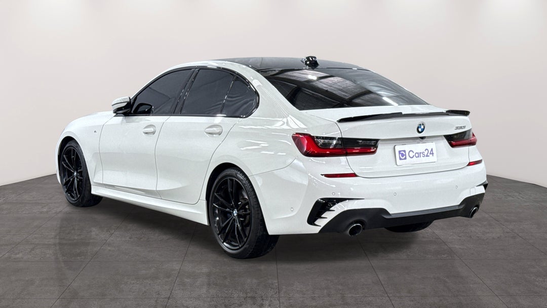 2019 BMW 3 30i M Sport, Automatic, 67038 km, Left Back Diagonal (45- Degree) View