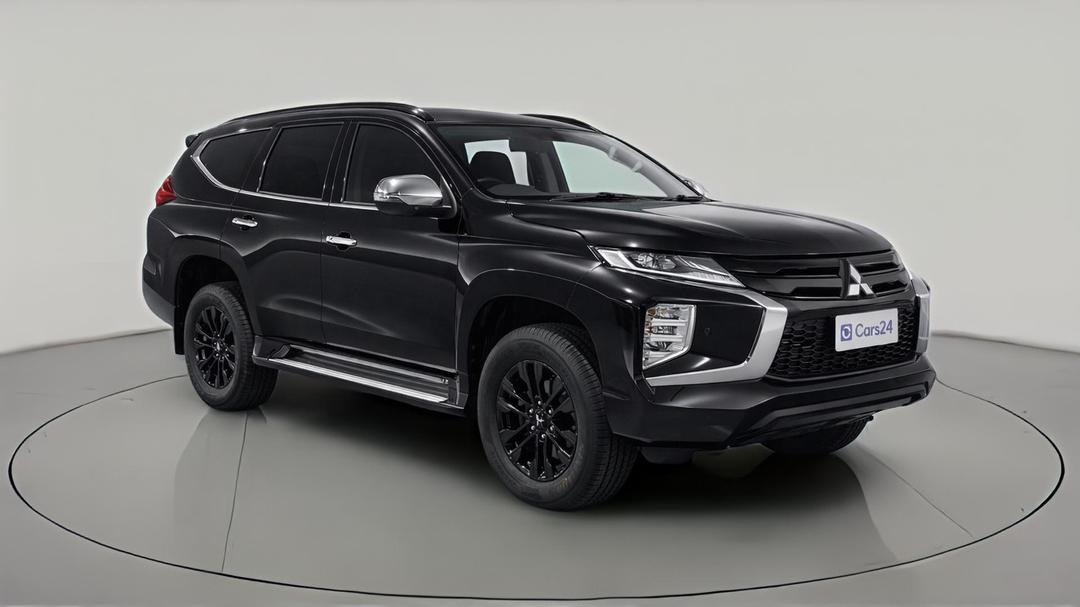 2023 Mitsubishi Pajero Sport Gsr (4WD) 7 Seat, Automatic, 35355 km, Right Front Diagonal (45- Degree) View