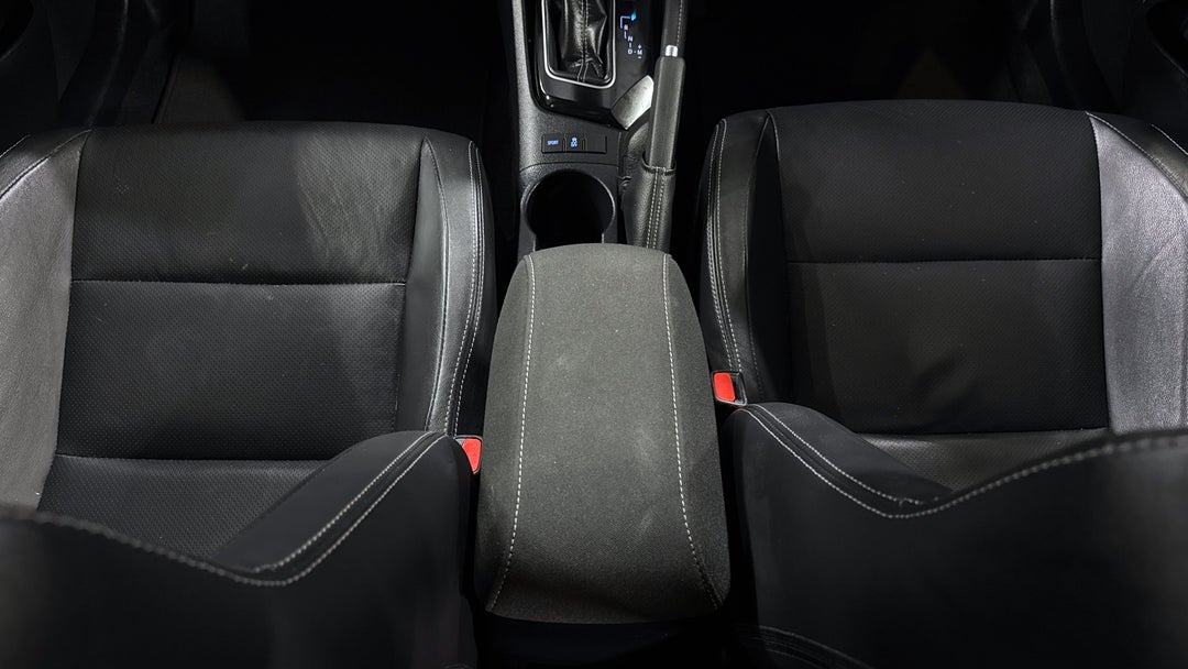 2018 Toyota Corolla Zr, Automatic, 78210 km, Center Console
