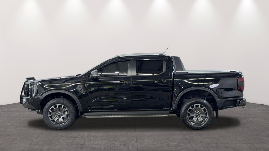 2022 Ford Ranger Wildtrak 3.0 (4x4), Automatic, 48944 km, Left Side View