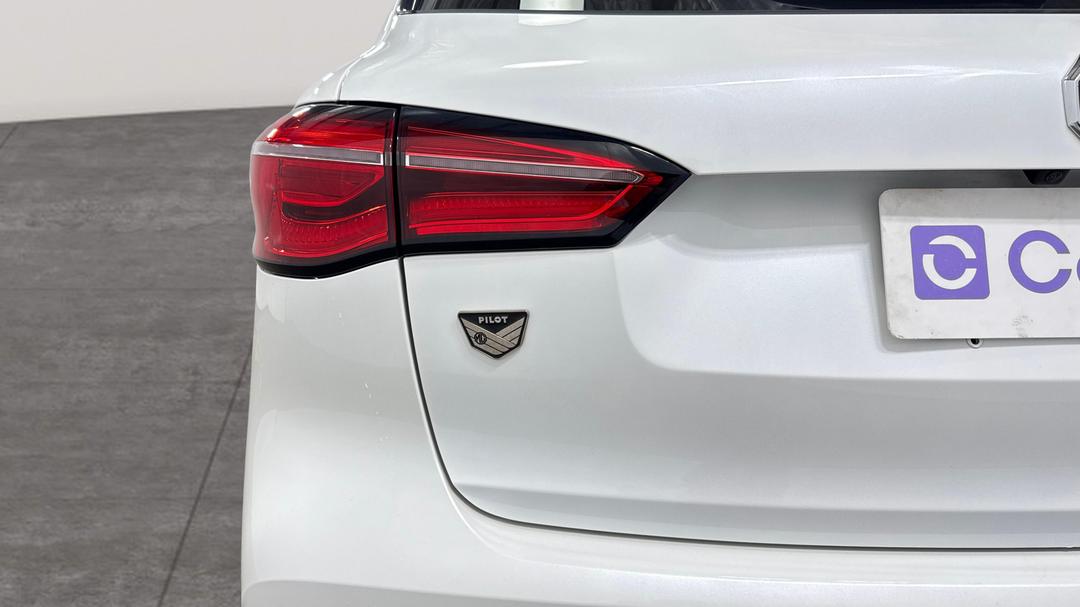 2021 MG HS Excite X, Automatic, 72630 km, Badge (Boot Left Side)