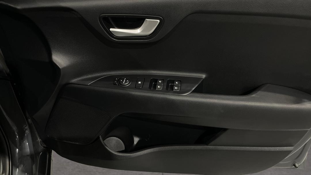 2021 Kia Rio S, Automatic, 56914 km, Speaker View