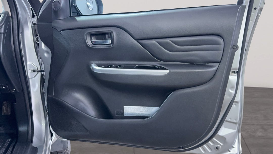 2019 Mitsubishi Triton Gls (4x4) Premium, Automatic, 98841 km, Speaker View