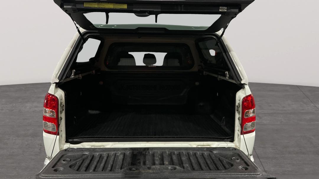 2018 Mitsubishi Triton Gls (4x4), Automatic, 160905 km, Boot Inside View