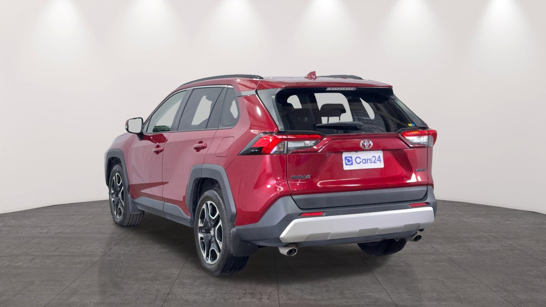 Left Back Diagonal (45- Degree) View